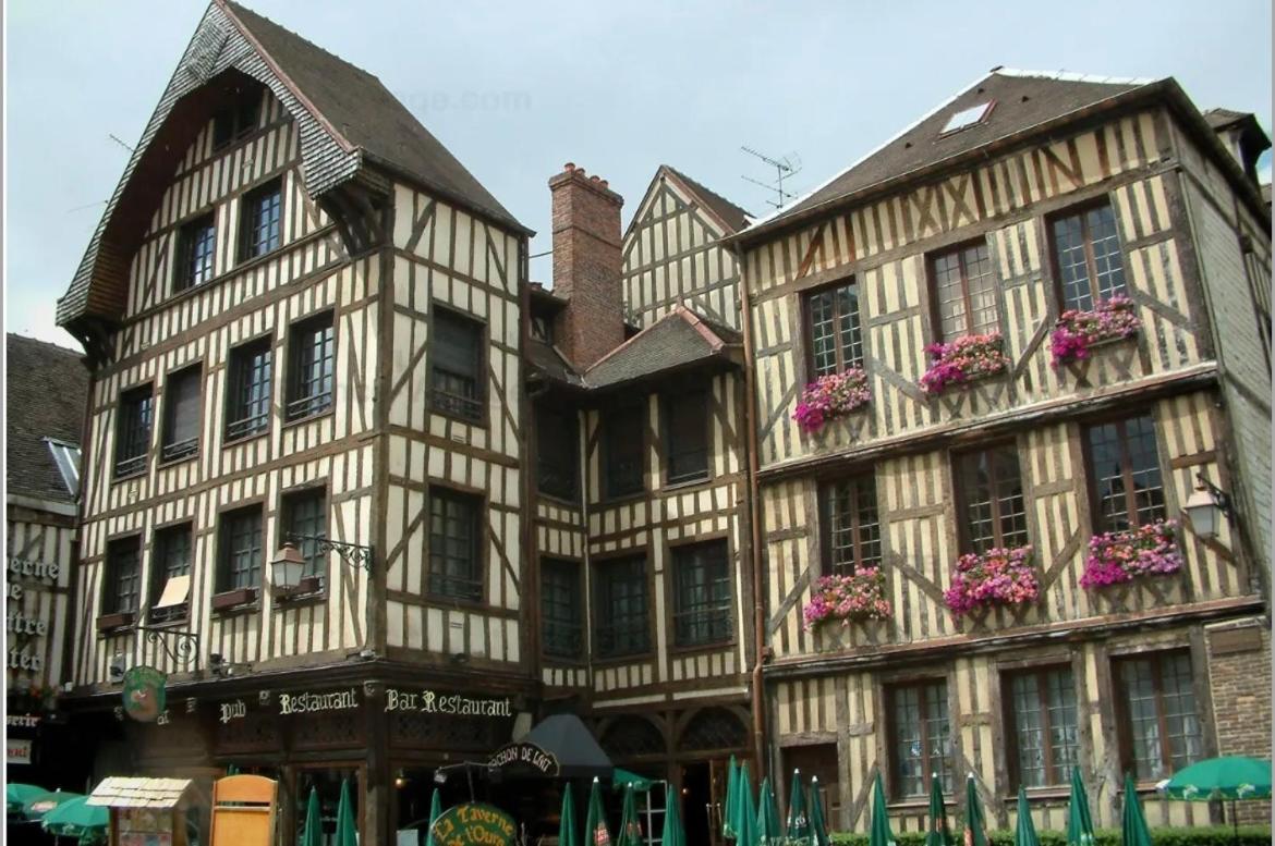 Apartmán Le Treize Au Coeur Du Bouchon Troyes Exteriér fotografie